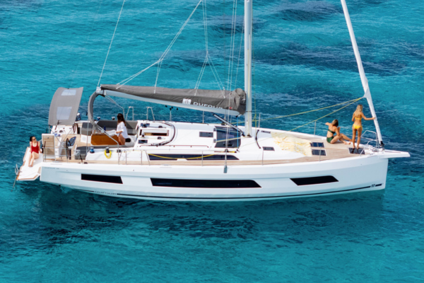 Dufour Range - Dufour 44