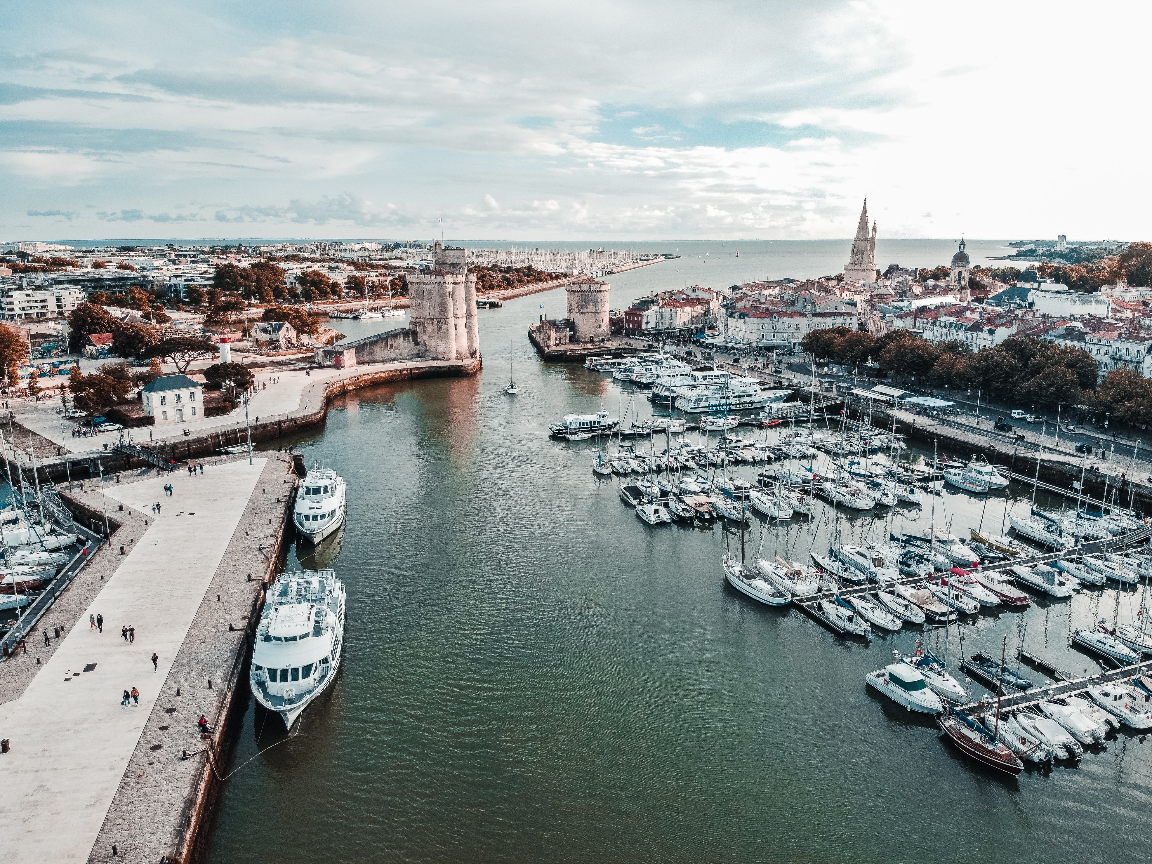 simon-pallard-rMb4--bQHoY-unsplash